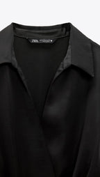 Vestido corto satinado