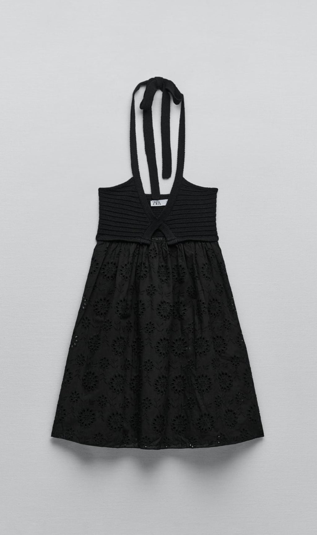 Vestido punto combinado con bordado