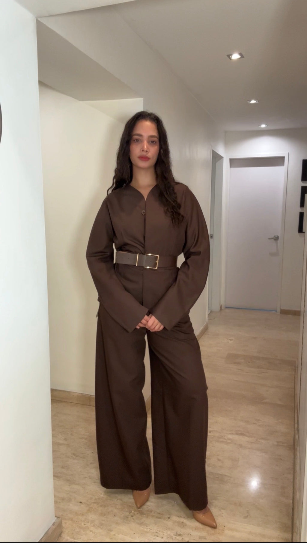 Blazer estructurado con cintura marcada