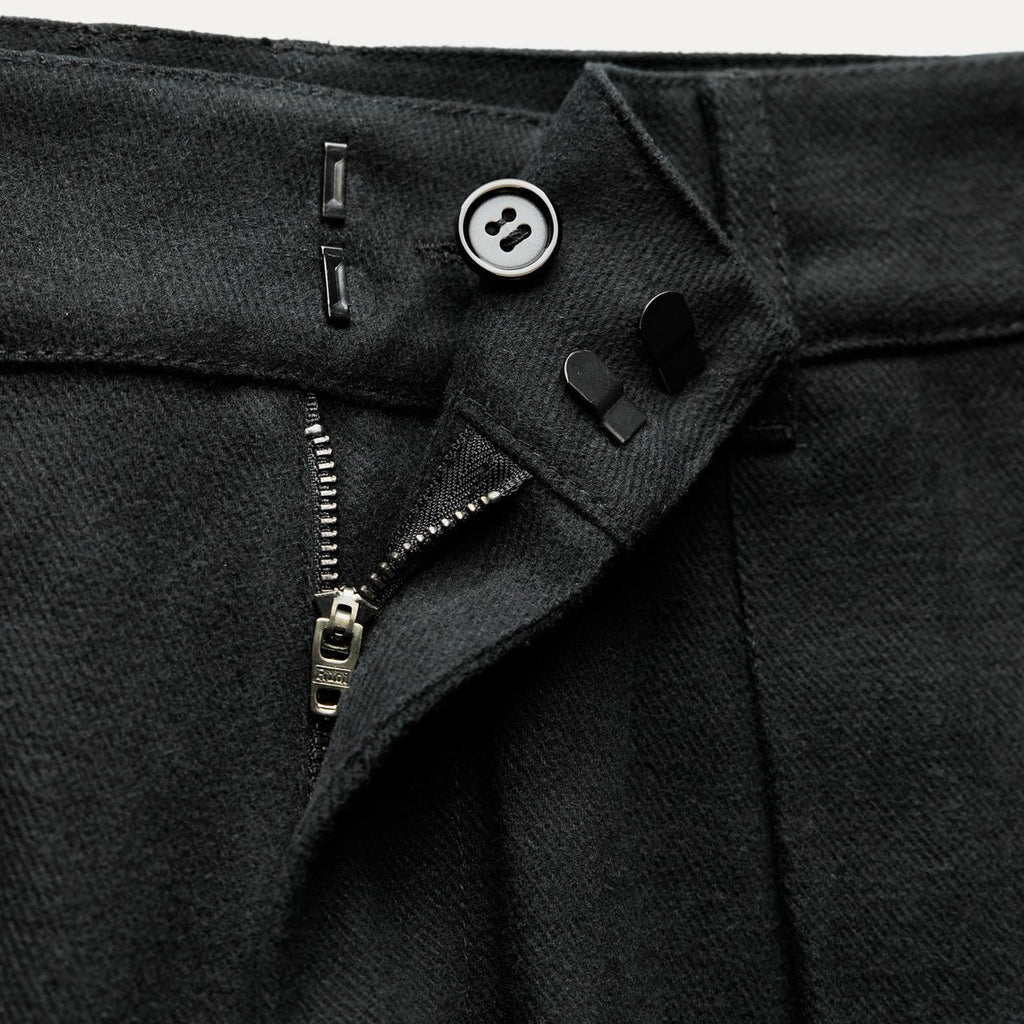 Pantalón chino pinzas