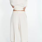 Bermuda larga pliegues