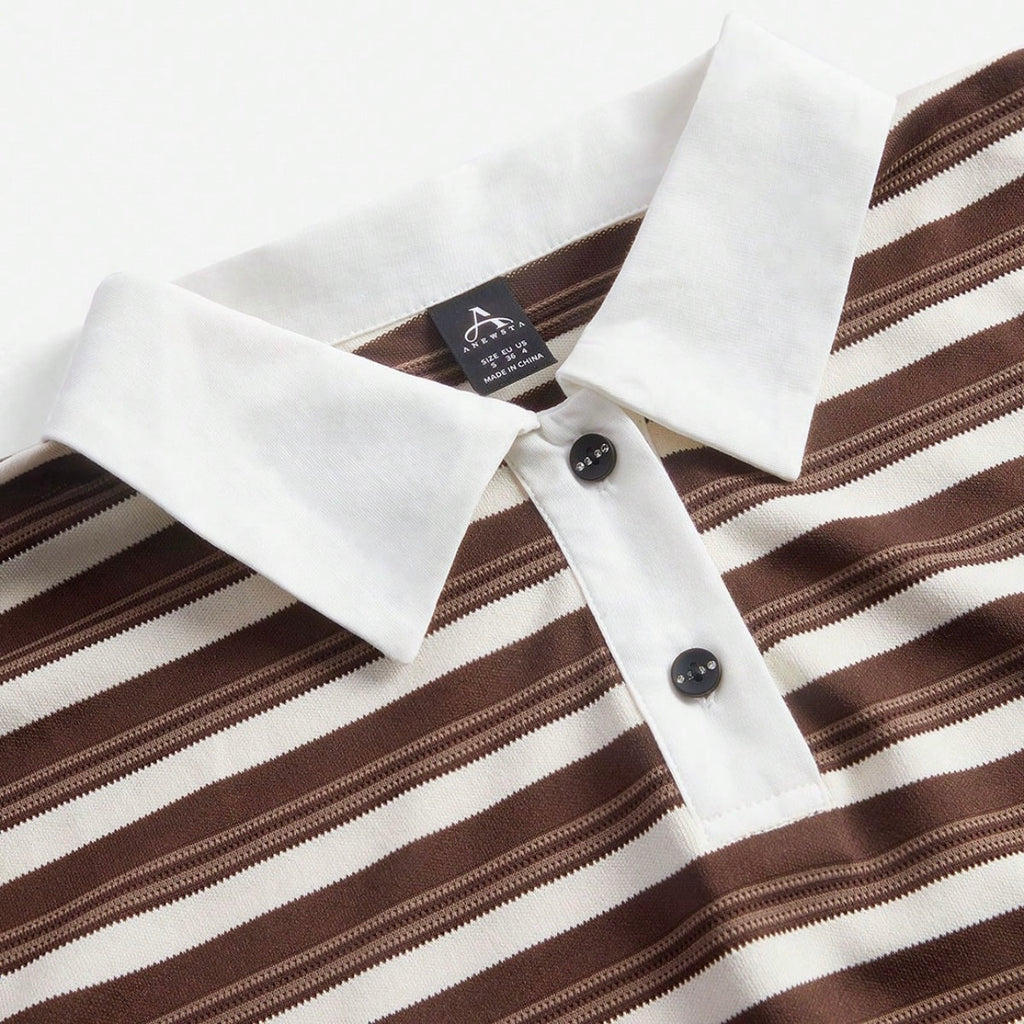 Polo de rayas con detalles